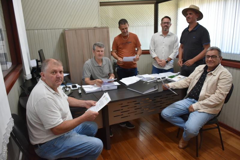 Vereadores analisam três projetos de lei encaminhados pelo Executivo
